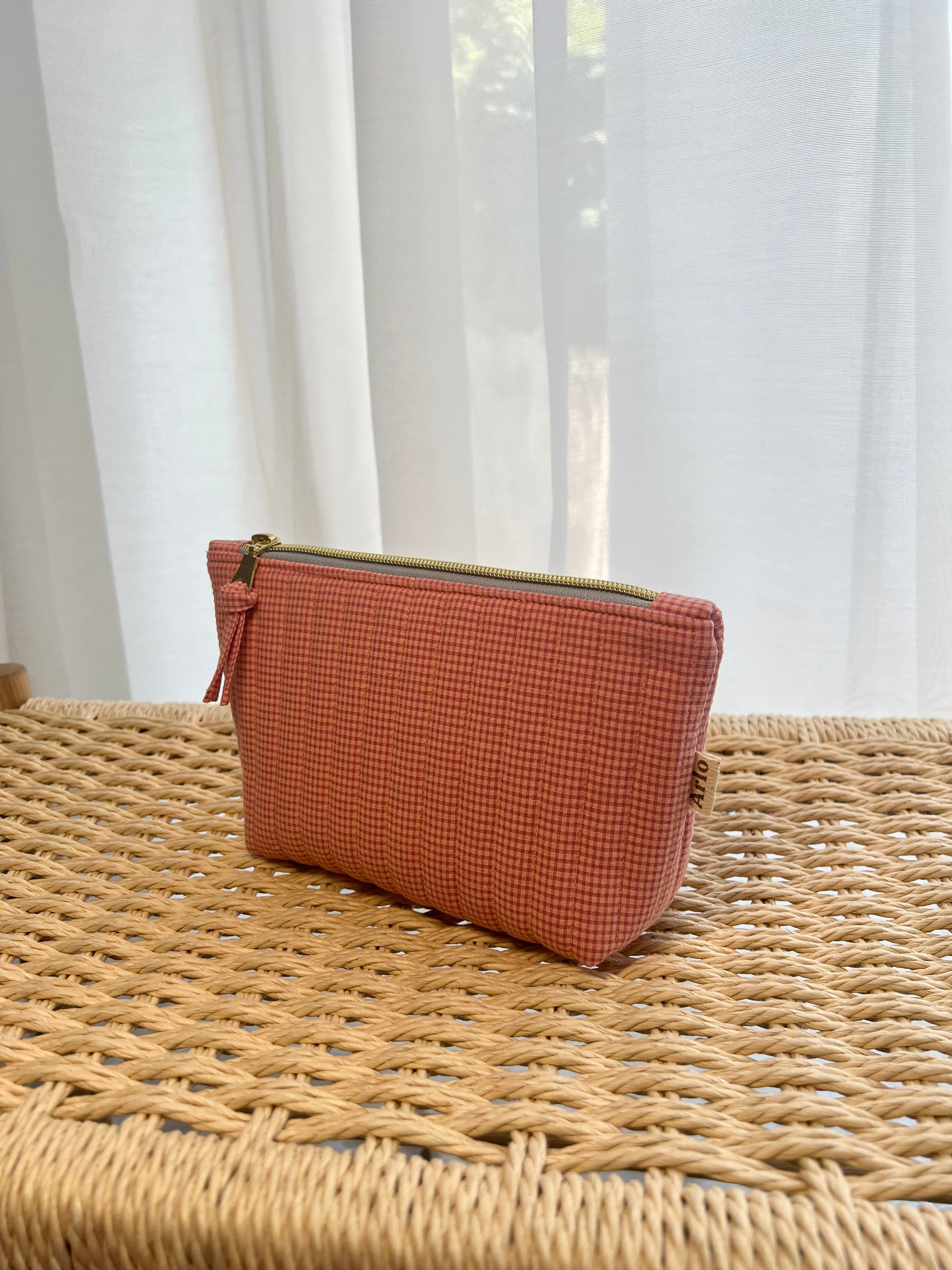 Gingham Medium Utility Pouch - Peach Sorbet