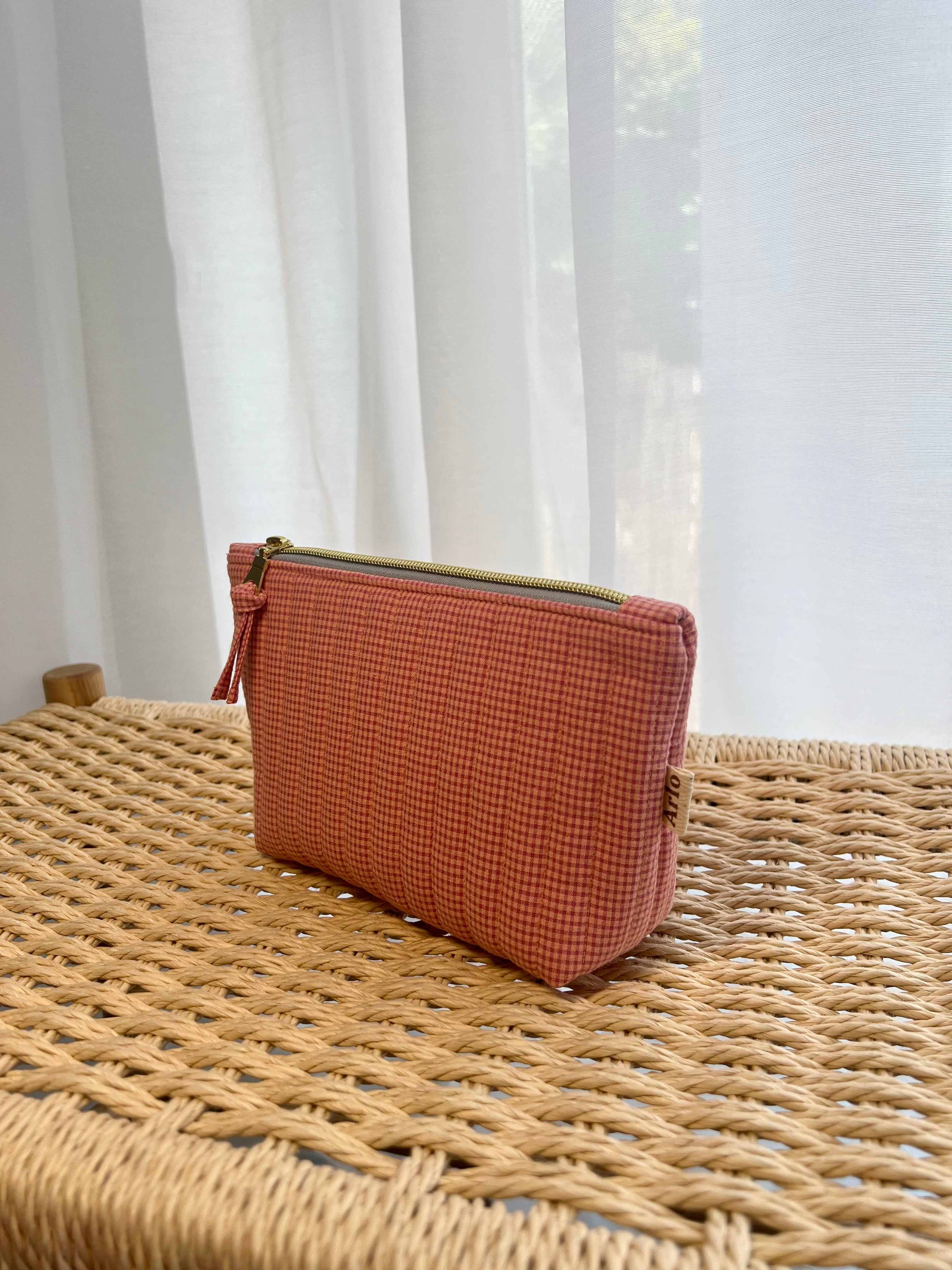 Gingham Medium Utility Pouch - Peach Sorbet