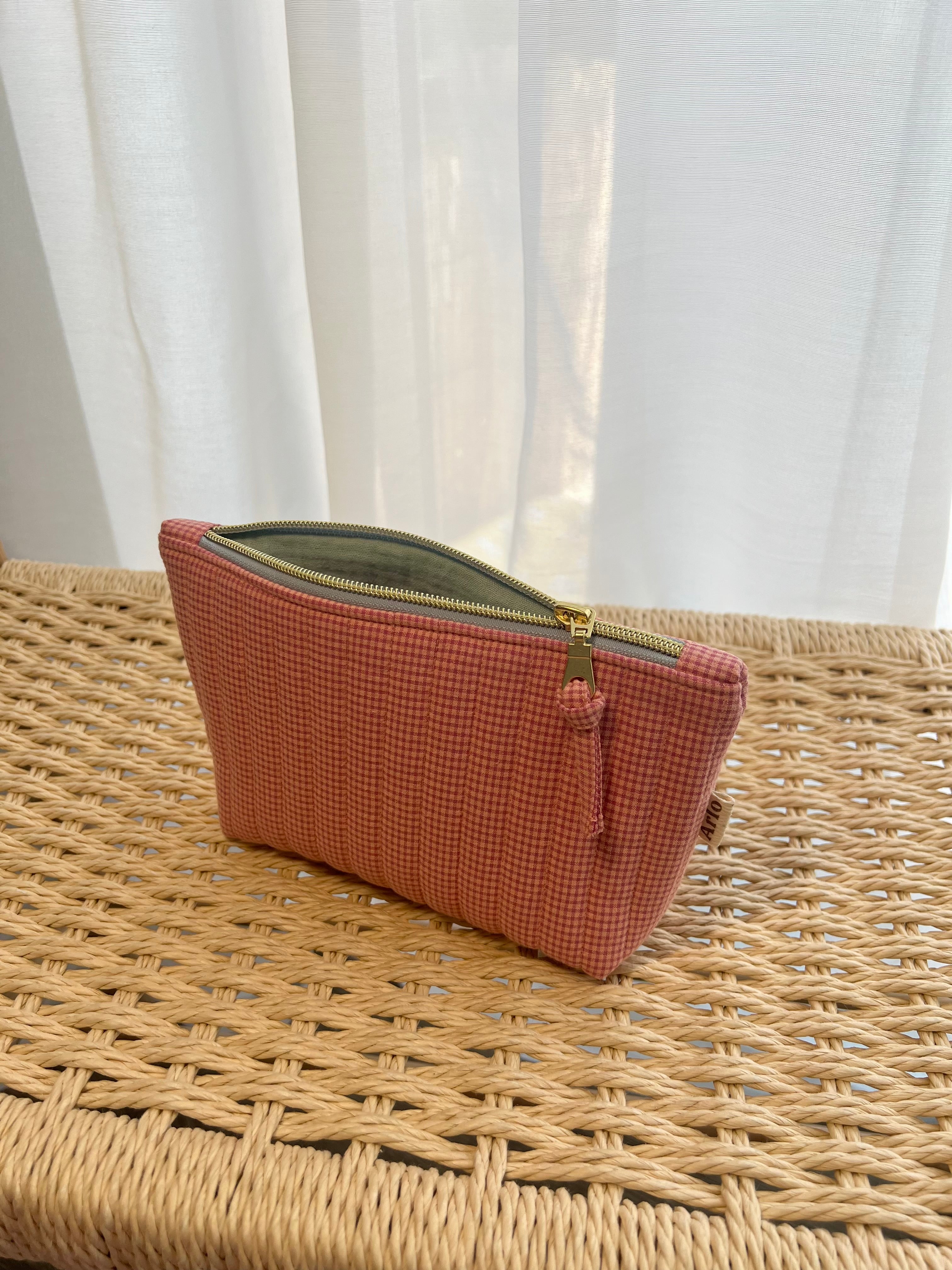 Gingham Medium Utility Pouch - Peach Sorbet